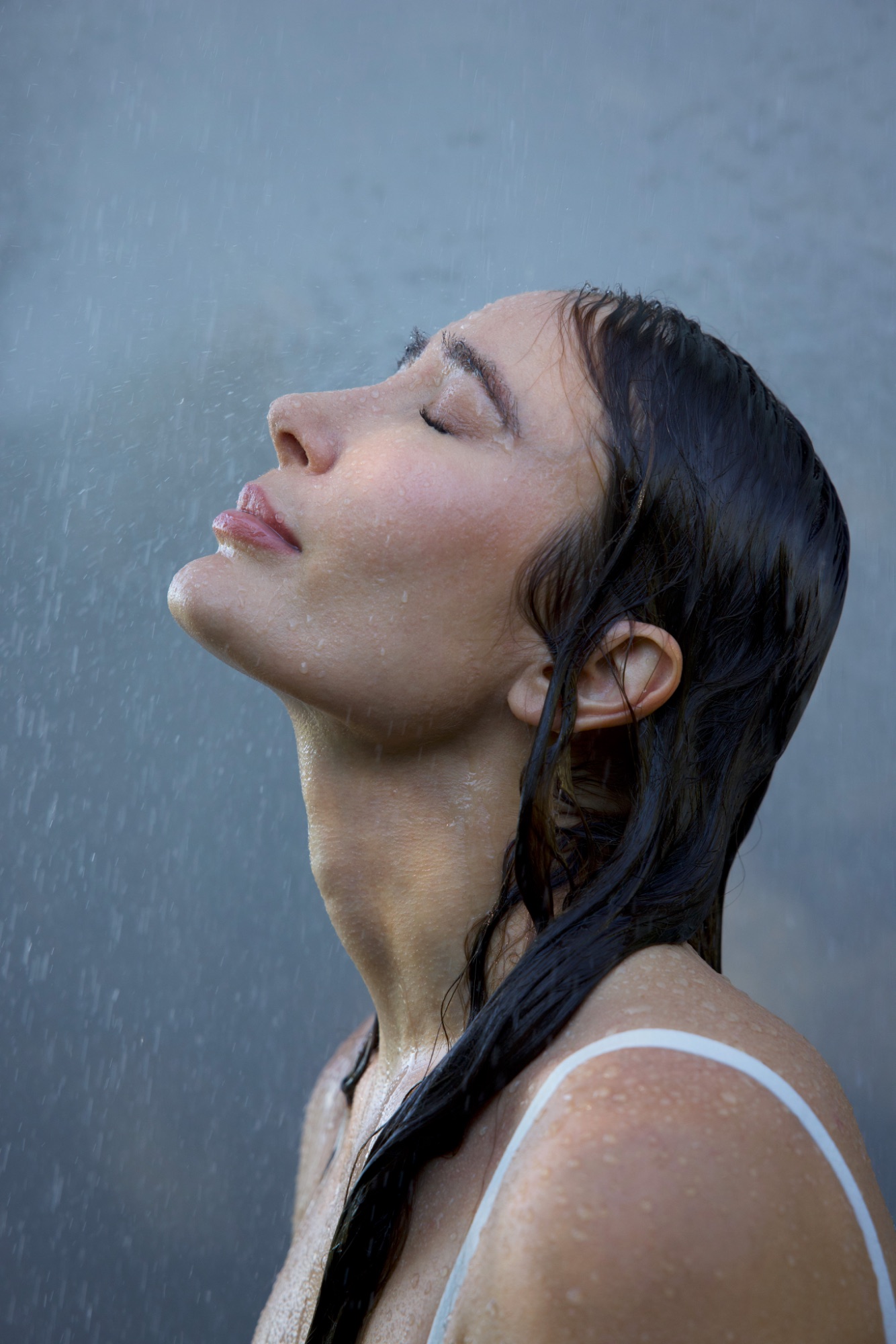 Kayla Barnes-Lentz in cold water therapy